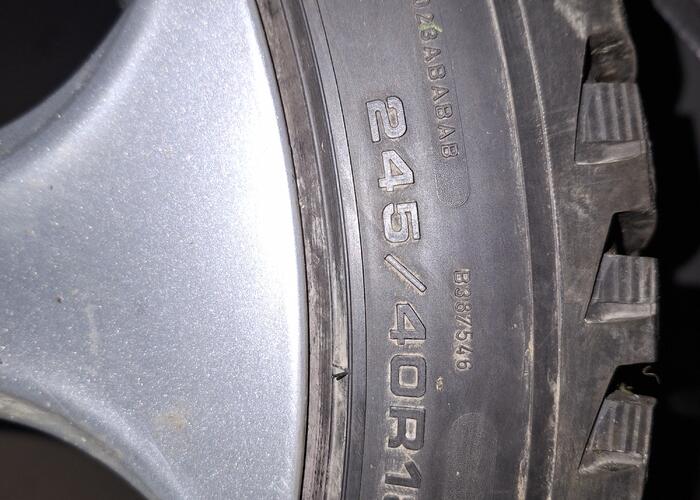 Grajewo ogłoszenia: Sprzedam opony zimowe z 2022 roku Good Year przód  18/225/40 i...