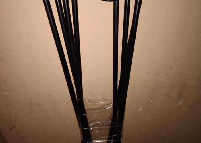 Grajewo ogłoszenia: Sprzedam metalowe nogi do stołu,wys. 60 cm. w stanie idealnym.