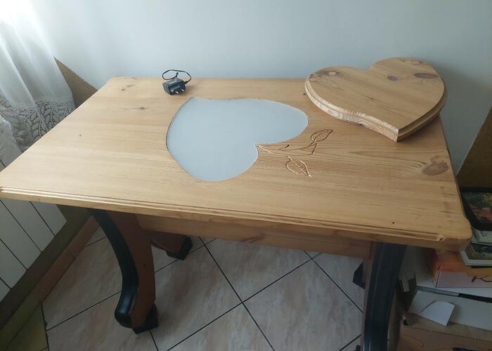 Grajewo ogłoszenia: Mam do zaoferowania zabytkowy stół z podświetleniem oraz stolik...