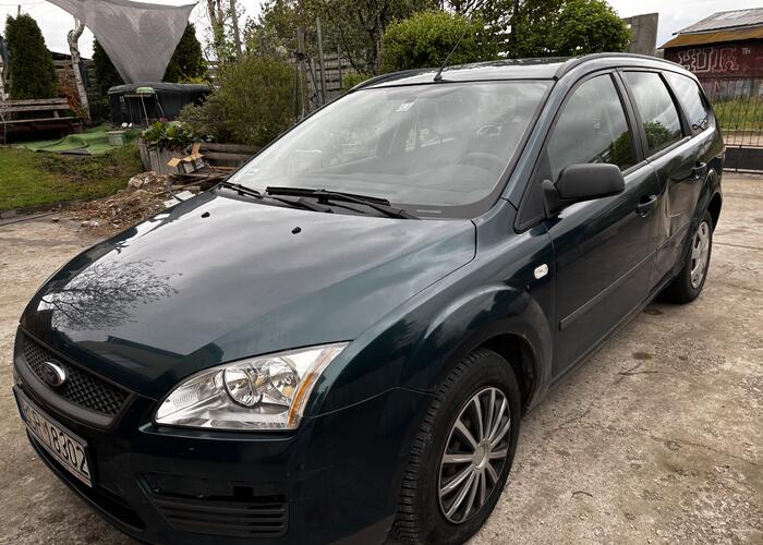 Grajewo ogłoszenia: Sprzedam Forda focus mk2 w kombi. 
1.6 tdci, sprawny, uszkodzone...